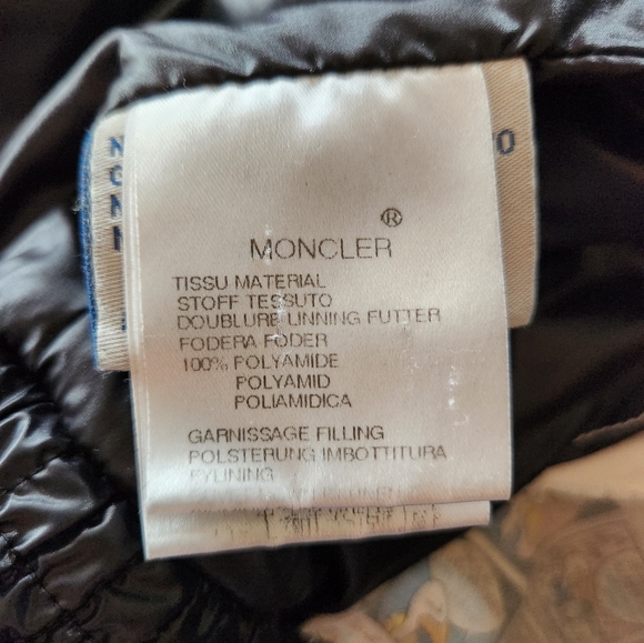 Moncler Women Black Down Jacket Bomber Size 1/S - Picture 16 of 16
